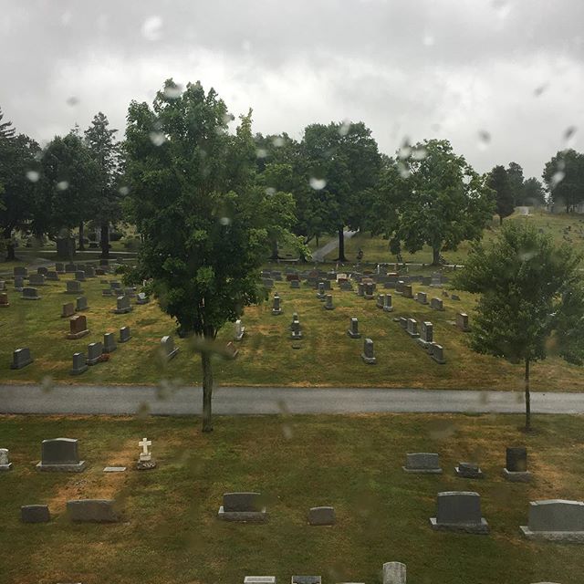 A room with a view. #gettysburgbattlefield #gettysburg #deadpeople #cemetery_shots #cemetery #oldcemetery #maybehaunted